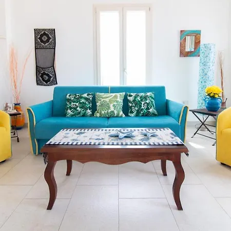 Welcomely - Luxury Tharros Daire