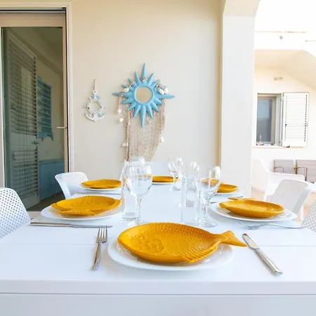 Daire Welcomely - Luxury Tharros