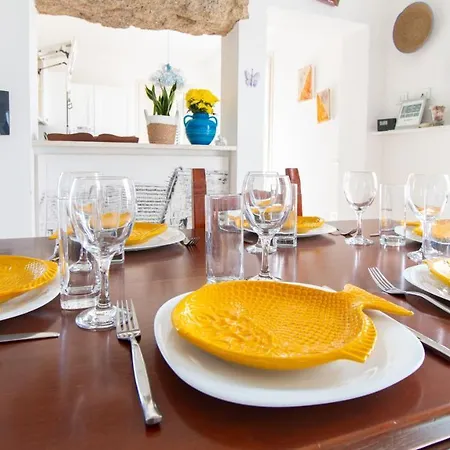 Daire Welcomely - Luxury Tharros *