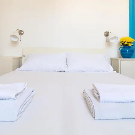 Welcomely - Luxury Tharros *